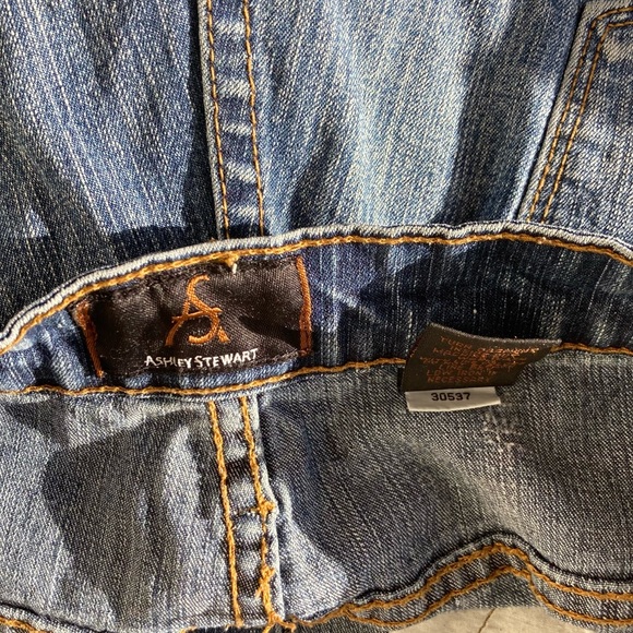 Ashley Stewart vintage shorts - Picture 2 of 7